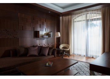 Отель «Sochi Marriott Krasnaya Polyana» Семейный 4-комнатный Премьер Люкс